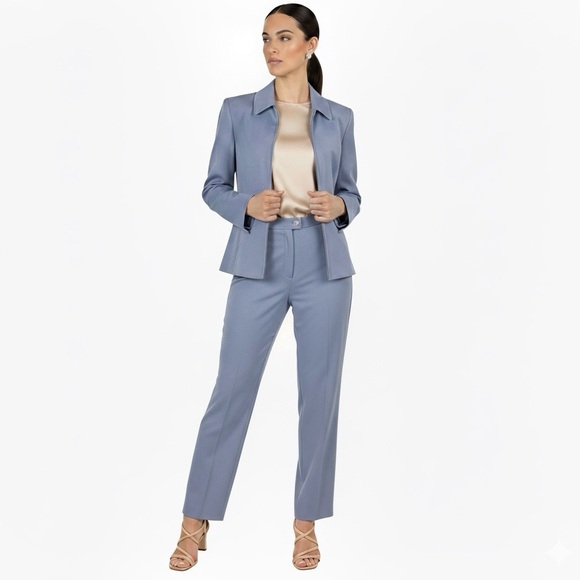 ESCADA Periwinkle Blue Wool Blend Pantsuit Blazer & Trousers Set 38 US Size 8